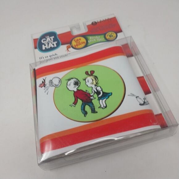 The Cat in the Hat Peel and Stick Border - Picture 1 of 10